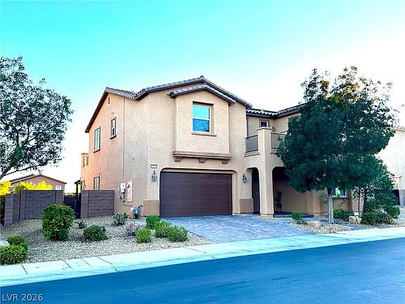 4th image of 9767 Mosaic Canyon Ct