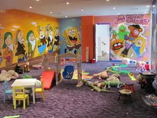 Rented by Rivington Street Leasing | media 14