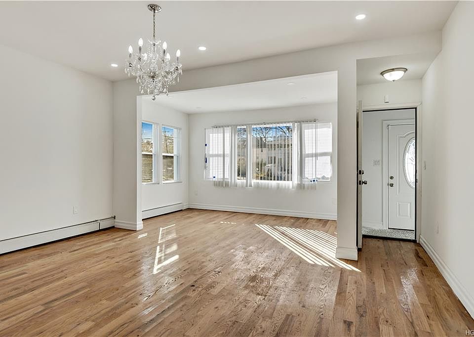 1st image of 1279 E 222nd St #1