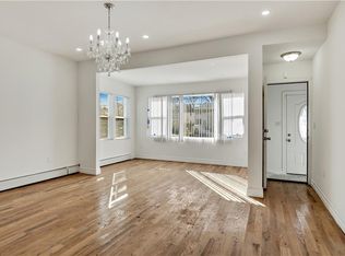 1279 E 222nd St #1, Bronx, NY 10469