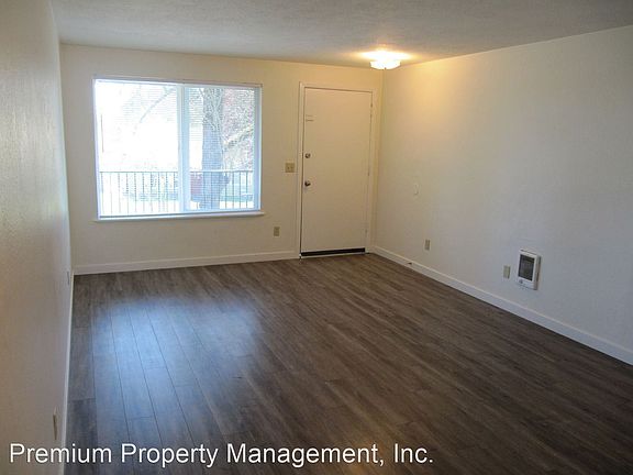 2nd image of 1041 7th St NW #8453895