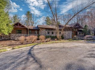 34000 Fairmount Blvd, Hunting Valley, OH 44022