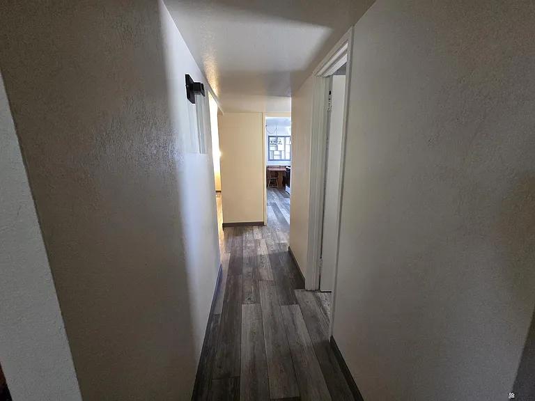 1901 W 16th Pl — Photo 21