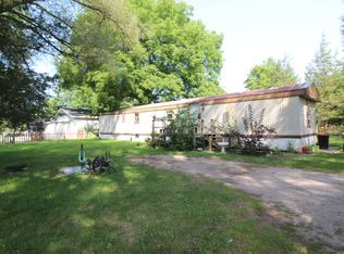 5516 S Croton Hardy Dr, Newaygo, MI 49337