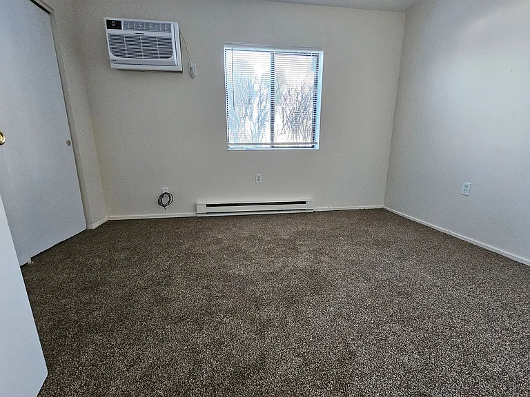 Tetherwood Apartments — Photo 17