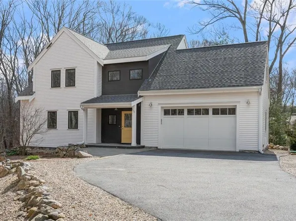 290 Shady Hill Dr, East Greenwich, RI 02818