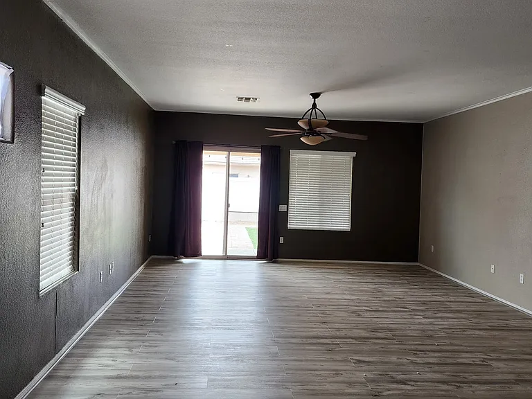 20943 E Frontier Rd — Photo 17