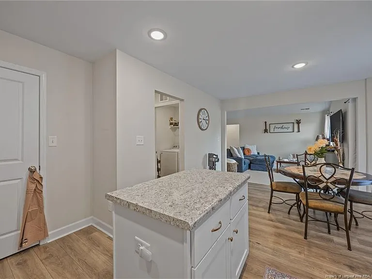 157 Presley St — Photo 34