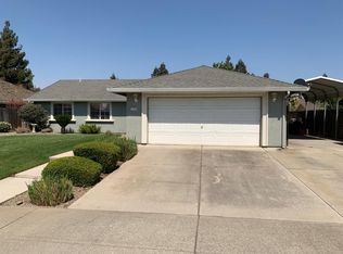 1380 Edgewood Ave, Escalon, CA 95320