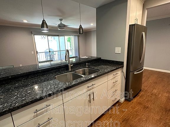 3rd image of 10669 San Diego Mission Rd #208