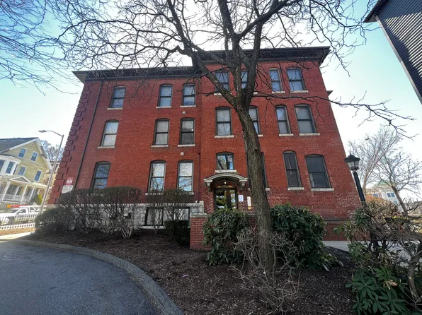 22 & 26 Vernon Street, 22 Vernon St #124UNIT2, Worcester, MA 01610