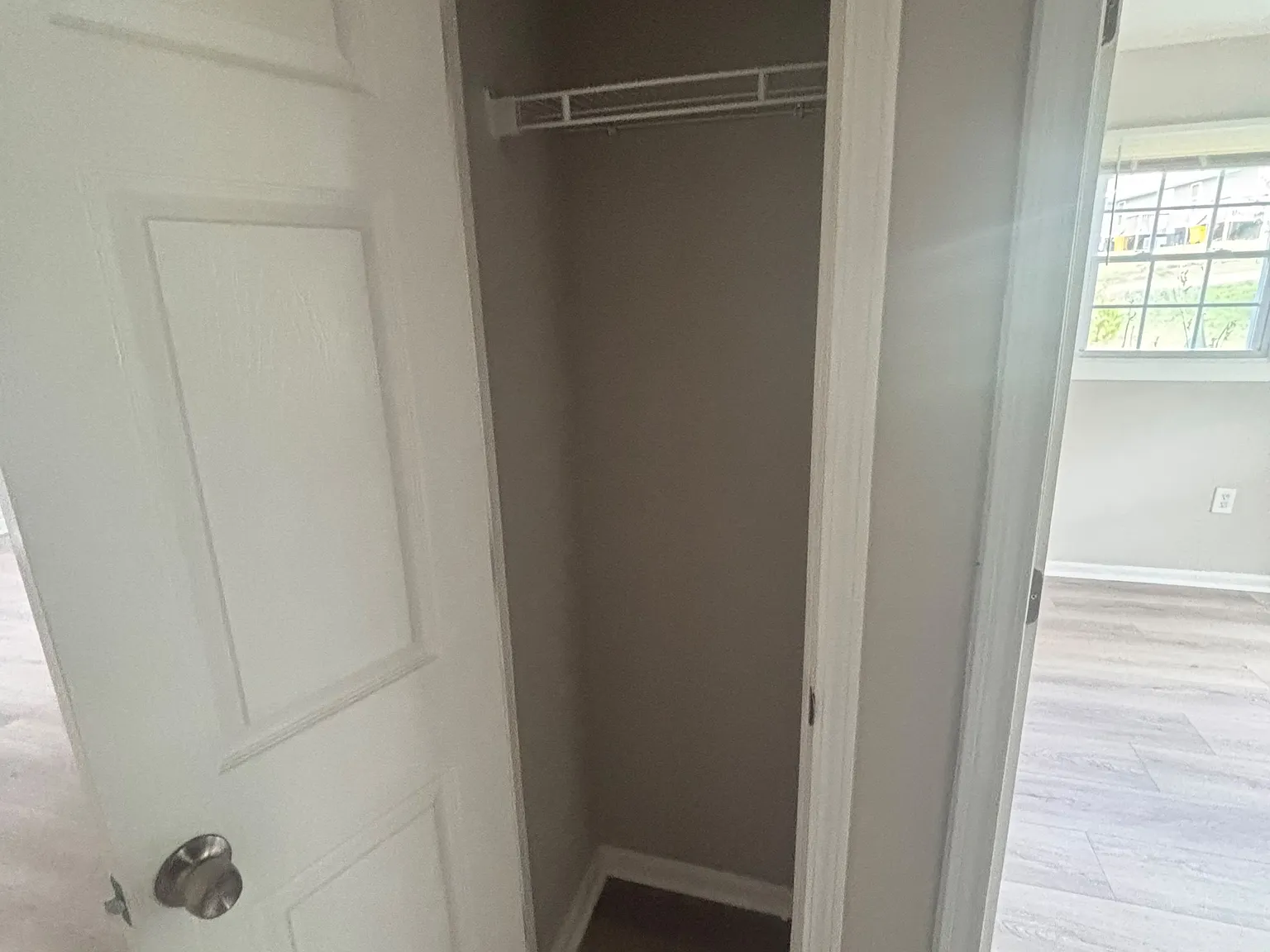 25 Clearview Avenue - 1 — Photo 4