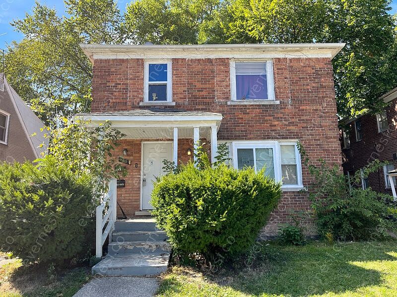1st image of 4651 Chatsworth St Unit B
