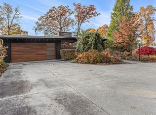 8 Hiawatha Dr, Battle Creek, MI