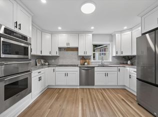 6 Hillside Ave, Woburn, MA 01801