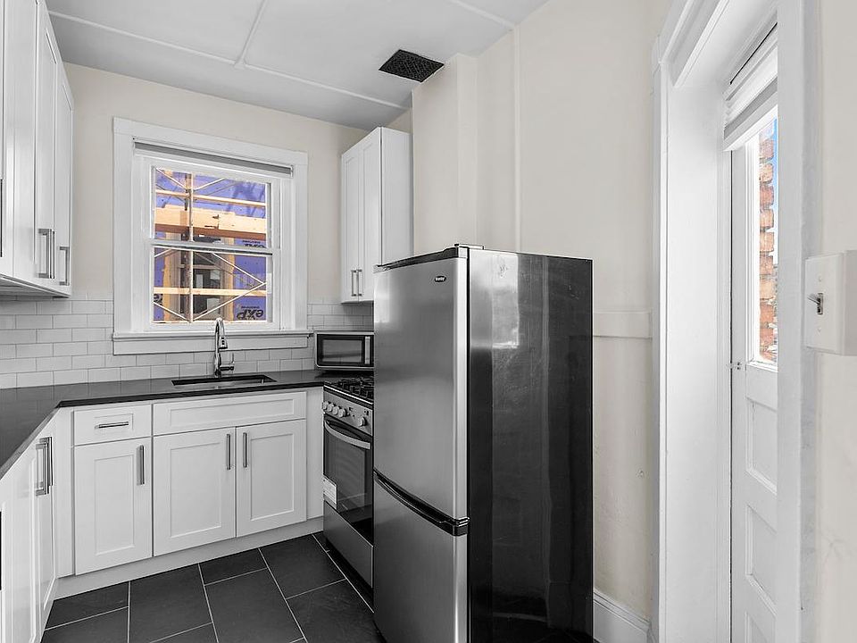 1st image of 1540 N Grant St #6