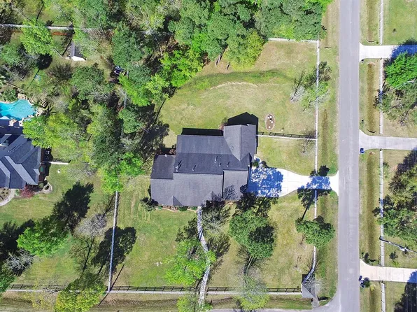 33135 Rainy Oaks Park, Magnolia, TX 77354