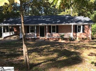 142 Woodridge Cir, Greenville, SC 29607