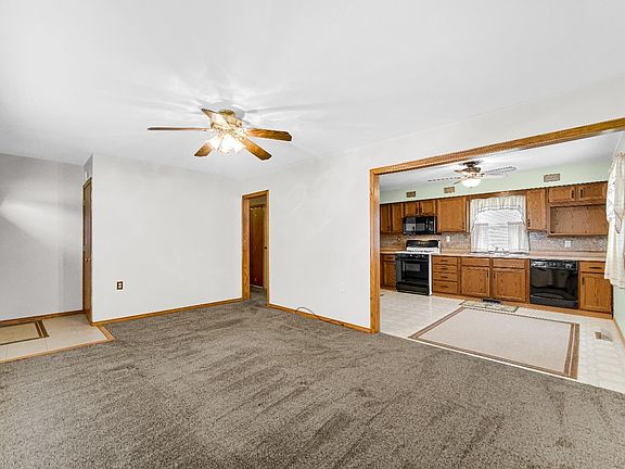 5th image of 8011 Jennings Pl