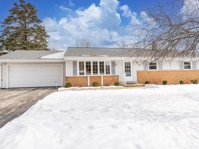 3260 Nassau DRIVE, Brookfield, WI, 53045