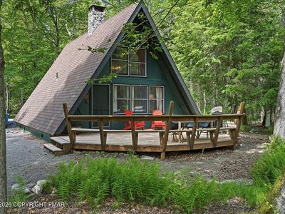 2394 Overlook Ln, Pocono Pines, PA, 18350