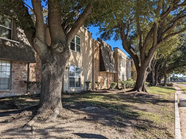 5550 N Braeswood Blvd APT 135, Houston, TX 77096