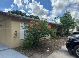 3815 S 57th Ave, Lake Worth, FL 33463
