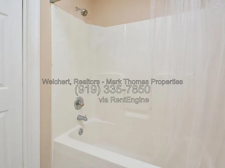 929 Morreene Rd #D33 — Photo 11