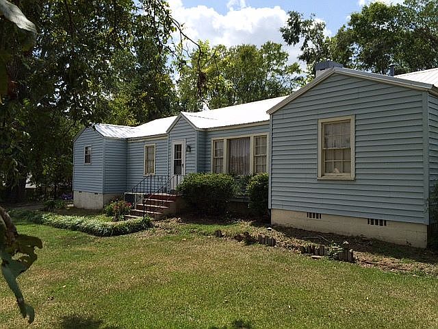 2nd image of 624 1st Pl SW
