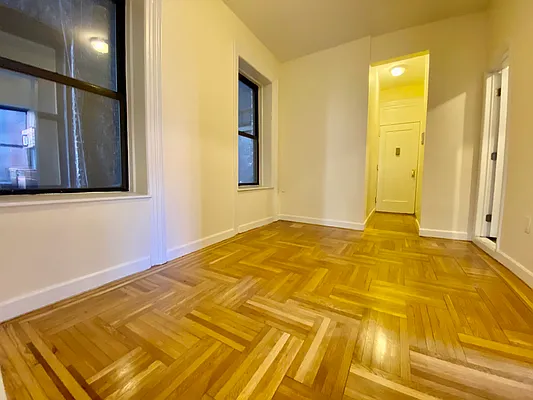 Rented by Corcoran | media 19