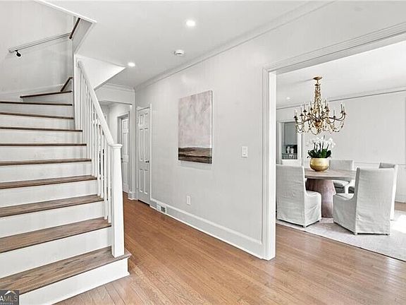 5th image of 2492 Alton Rd NW