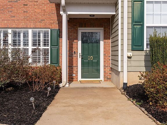 4th image of 20 Rock Garden Ln