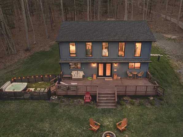 529 Posy Hill Rd, Wardensville, WV 26851