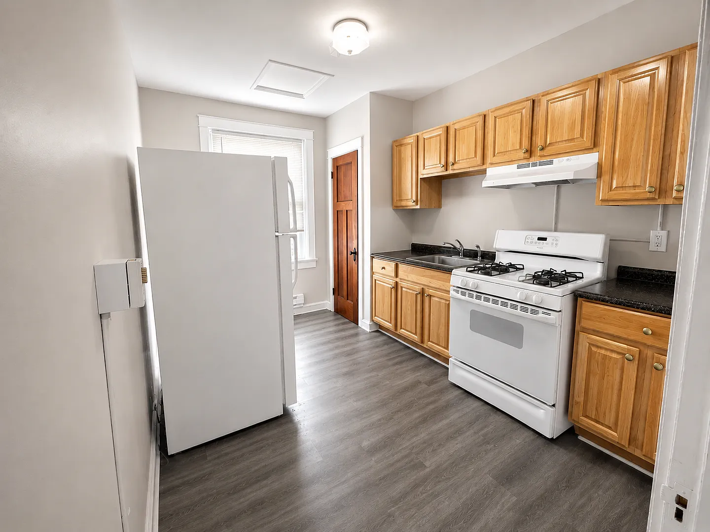 3527 Lyndale Avenue — Photo 4