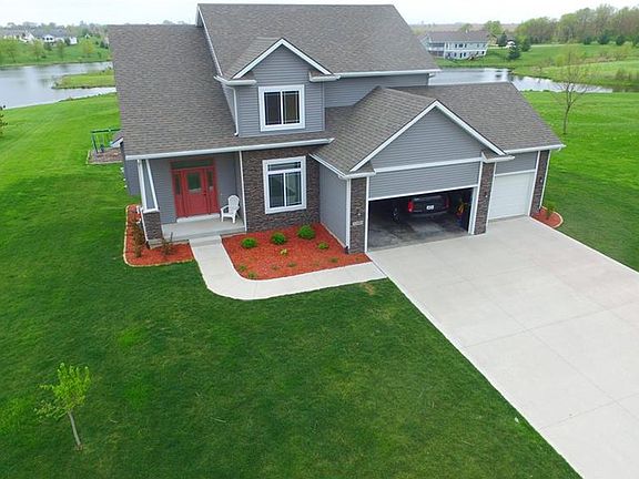 2nd image of 3300 N Fernwood Dr