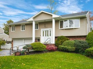 43 Florida Ave, Commack, NY 11725