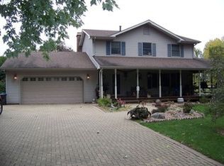 51 Stainfield Dr, Plano, IL 60545