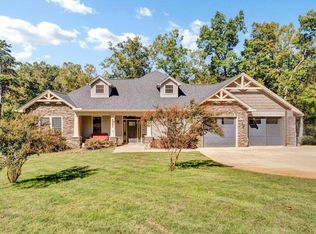 1610 Sequoyah Dr, Mooresburg, TN 37811