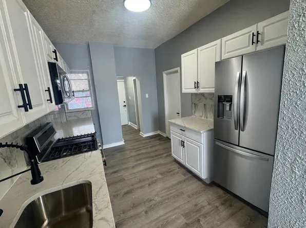 813 Newton Ave, Camden, NJ 08103
