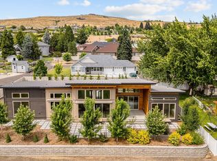 8 N 96th Ave, Yakima, WA 98908