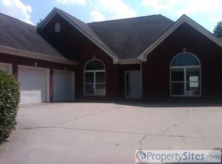 2283 Silver Fox Ln, Buford, GA 30519