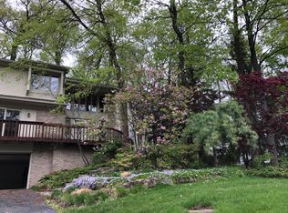 3118 Bloomfield Park Dr, West Bloomfield, MI 48323