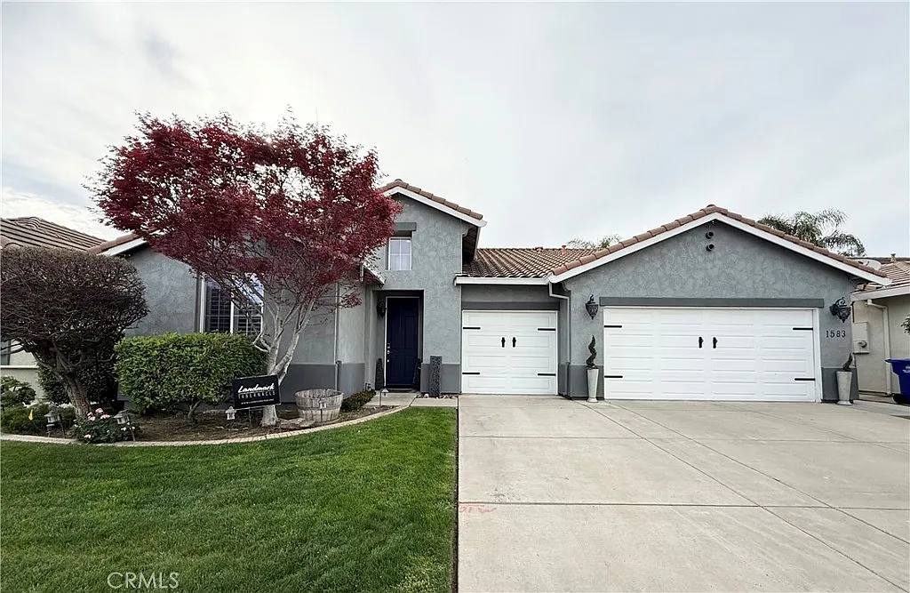 1583 Westmore Dr photo 1