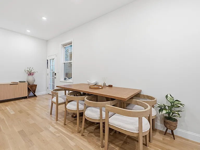 77 North St #77 — Photo 12