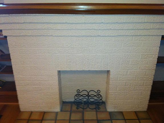 5th image of 832 Montrose Ave