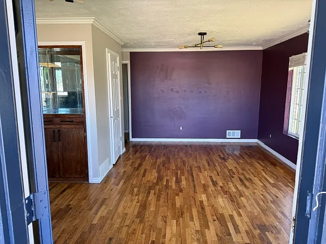 1293 S Main St — Photo 12