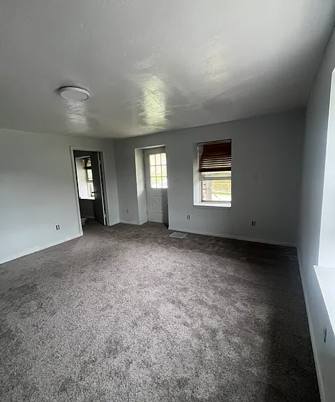2000 Marshall Rd #A — Photo 2