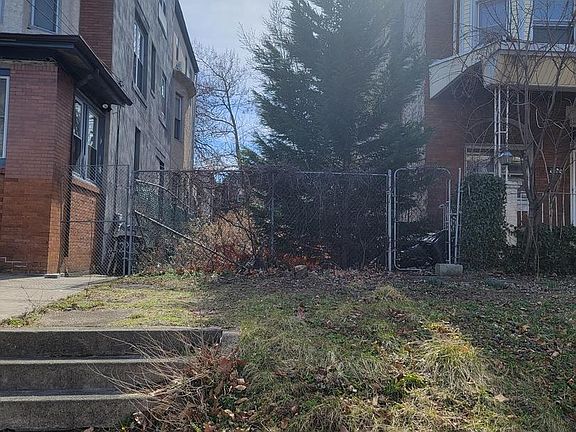 5th image of 2220 W Tioga St