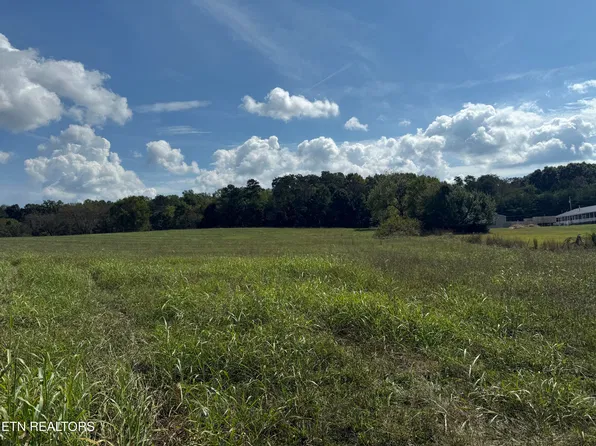 21340 Martel Rd, Lenoir City, TN 37772