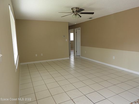 2nd image of 1271 San Filippo Dr SE